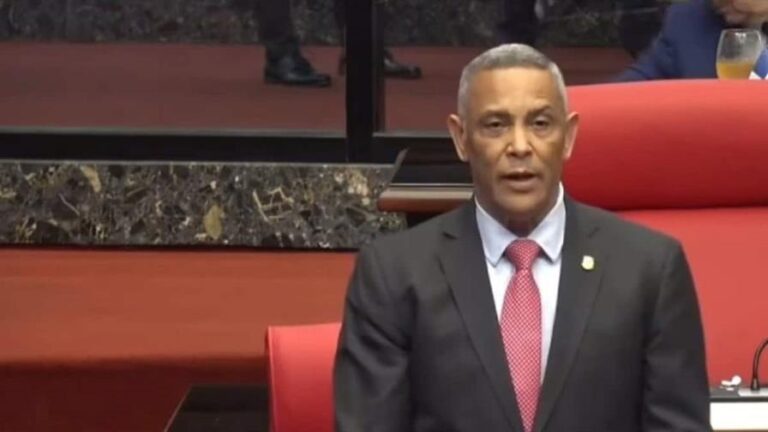 senador-Franklin-Romero