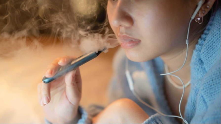 estudiantes-estan-conscientes-del-riesgo-de-los-vapes-pero-lo-usan-RD