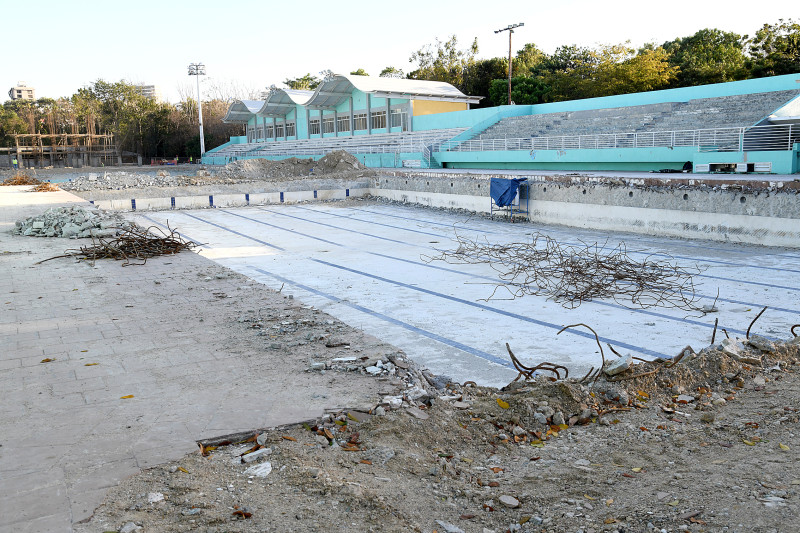 piscina-y-pabellon-de-Combate-del-Centro-Olimpico-RD