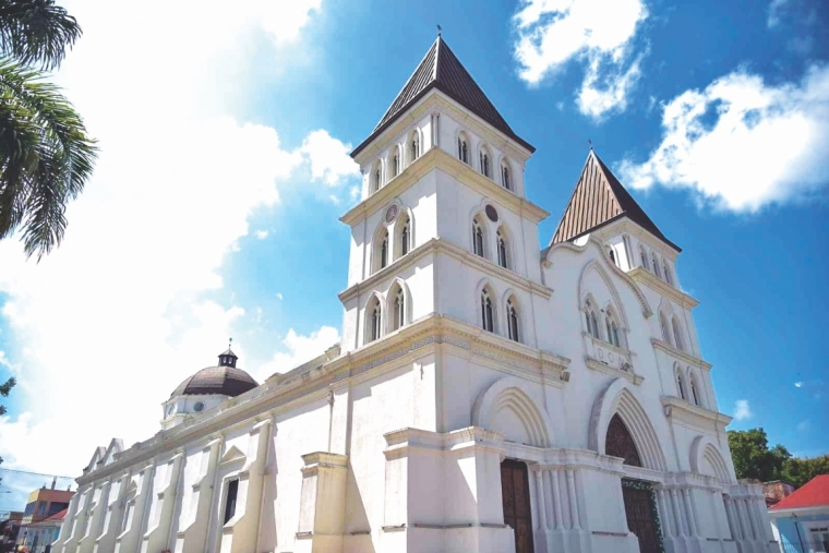 Catedral-de-Santiago-RD