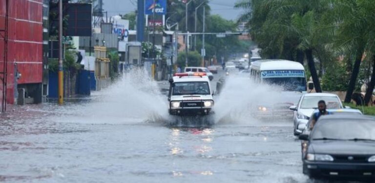 Vaguada-y-onda-tropical