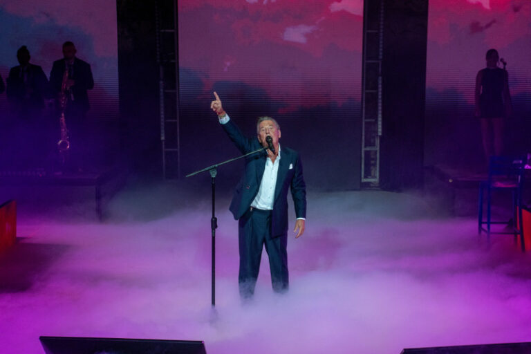 Ricardo-Montaner